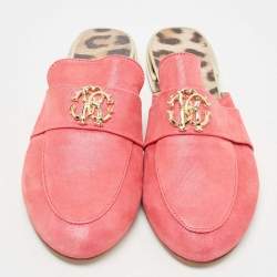 مملوكة مسبقًا Roberto Cavalli Pink Nubuck Leather Logo Mules Size 38