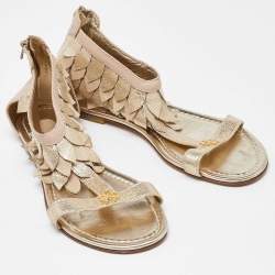 Pre Owned Roberto Cavalli Beige/Gold Leather T-Strap Ankle Cuff Flat Sandals Size 40