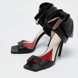 Roger Vivier Black Leather Viv' Choc Back Bow Sandals Size 38