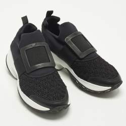 Pre Owned Roger Vivier Running Buckle Size 37.5 Black Fabric and Leather Slip On Sneakers