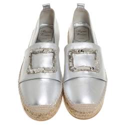 Pre Owned Roger Vivier Metallic Silver Bead and Sequin Embellished Espadrille Flats Size 39