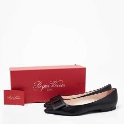 Roger Vivier Black Leather Gommette Pointed Toe Ballet Flats Size 39