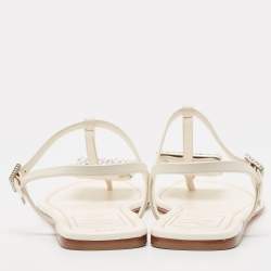 Roger Vivier Off White Leather Crystal Embellished Flat Thong Sandals Size 39