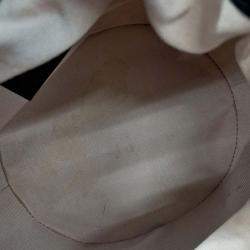 Pre Owned Roger Vivier Black Leather Bucket bag