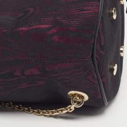 مملوكة مسبقًا حقيبة ظهر روجر فيفييه بروش قماش أرجواني/أسود بسلسلة شد