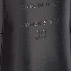 Pre Owned Roger Vivier Black/Cream Patent and Leather Trompette Pumps 39