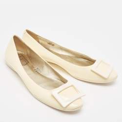 Pre Owned Roger Vivier Cream Patent Leather Ballet Flats Size 40