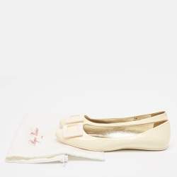 Pre Owned Roger Vivier Cream Patent Leather Ballet Flats Size 40