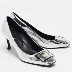 Pre Owned Roger Vivier Silver Leather Trompette Pumps Size 38