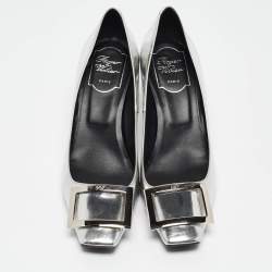 Pre Owned Roger Vivier Silver Leather Trompette Pumps Size 38