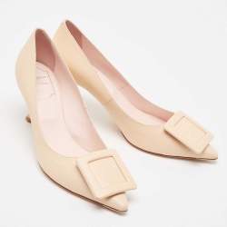 Pre Owned Roger Vivier Beige Leather Viv' in the city Pointed Toe Pumps Size 39