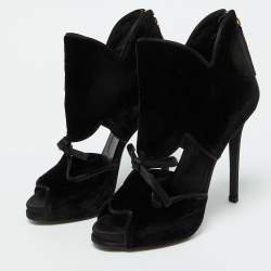 Roger Vivier Black Velvet Cut Out Bow Ankle Booties Size 36