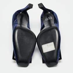 Pre Owned Roger Vivier Navy Blue Velvet Trompette Pumps Size 36