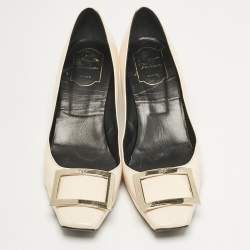 Roger Vivier Cream Patent Leather Trompette Block Heel Pumps Size 40