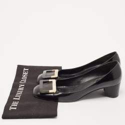 Roger Vivier Black Leather U Look Pumps Size 38.5