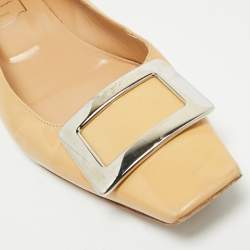 Roger Vivier Beige Leather Trompette Flats Size 40.5
