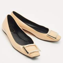 Pre Owned Roger Vivier Beige Patent Leather Trompette Ballet Flats Size 36