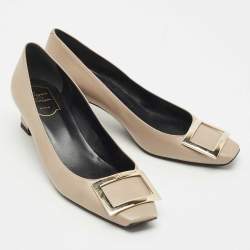 Pre Owned Roger Vivier Cream Leather Trompette Pumps Size 39