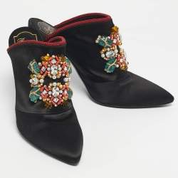 Pre Owned Roger Vivier Black Satin Crystals Embellished Mules Size 39