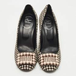 Pre Owned Roger Vivier Brown/Cream Calf Hair Trompette Pumps Size 40