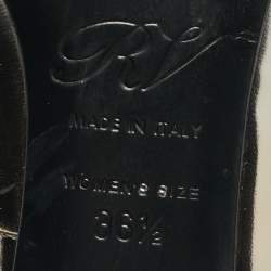 Pre Owned Roger Vivier Silver Leather Belle Vivier Trompette Pumps Size 36.5