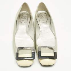 Pre Owned Roger Vivier Pastel Green/Yellow Patent Leather Square Cap Toe Ballet Flats Size 38.5