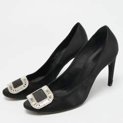 مملوكة مسبقًا Roger Vivier Trompette Size 41 Black Satin Pumps