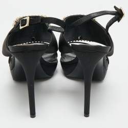 مملوكة مسبقًا صندل روجيه فيفييه مزين بالكريستال ساتان أسود فتحه كعب مقاس 41