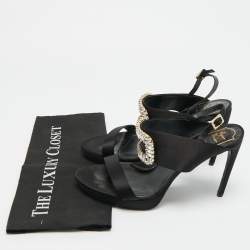 مملوكة مسبقًا صندل روجيه فيفييه مزين بالكريستال ساتان أسود فتحه كعب مقاس 41