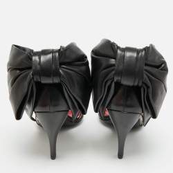 Pre Owned Roger Vivier Viv' Choc Size 39 Black Leather Ankle Strap Sandals