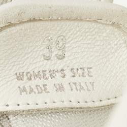 Pre Owned Roger Vivier Slidy Viv Size 39 White Leather and Mesh Flat Slide