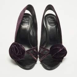مملوكة مسبقًا Roger Vivier Size 38.5 Purple Velvet Bow Open Toe Pumps