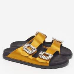 مملوكة مسبقًا Roger Vivier Slidy Viv Size 38 Yellow Satin Flat Sandals