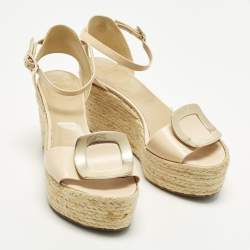 Pre Owned Roger Vivier Chips Size 36 Beige Leather Wedge Sandals