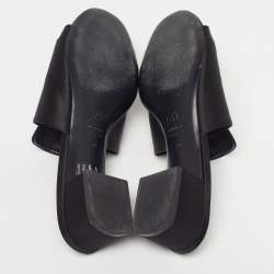 مملوكة مسبقًا صندل سلايد روجر فيفييه مزخرف كريستال ساتان أسود مقاس 41