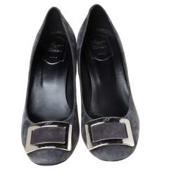 Pre Owned Roger Vivier Grey Suede Buckle Pumps Size 40
