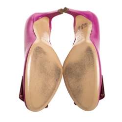 Pre Owned Roger Vivier Pink Leather Metal Logo Round Toe Pumps Size 36