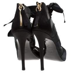 Pre Owned Roger Vivier Black Satin Cut Out Tie Up Sandals Size 39