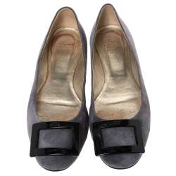 Roger Vivier Grey Suede Gommette Ballet Flats Size 39