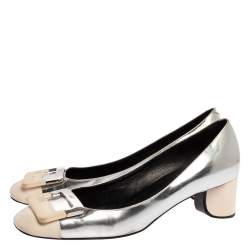 Pre Owned Roger Vivier 2 Tone Leather Buckle Square Toe U-Cut Heel Pump Size 38