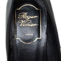 Pre Owned Roger Vivier Black Leather Pumps Size 37.5