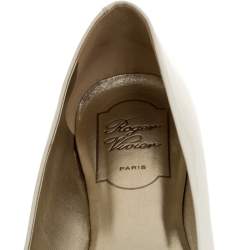 Pre Owned Roger Vivier White Patent Leather Gommette Ballet Flats Size 37
