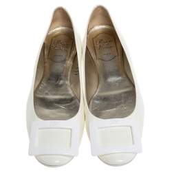 Pre Owned Roger Vivier White Patent Leather Gommette Ballet Flats Size 37