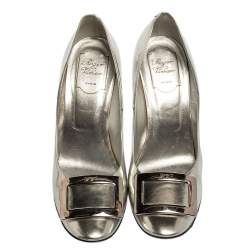 Pre Owned Roger Vivier Silver Foil Leather Pumps Size 39.5