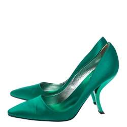 Pre Owned Roger Vivier Green Satin Curved Heel Pumps Size 39