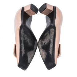 Pre Owned Roger Vivier Beige Patent Leather Belle Pumps Size 38.5