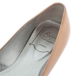 Roger Vivier Beige Patent Leather Buckle Detail Square Cap Toe Ballet Flats Size 37