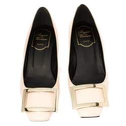 Pre Owned Roger Vivier Beige Patent Leather Logo Pumps Size 36