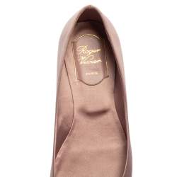 Pre Owned Roger Vivier Pink Satin Embellished Ballet Flats Size 37
