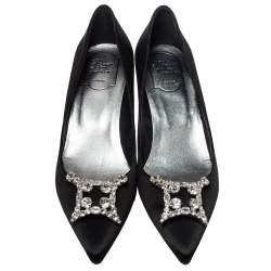 Pre Owned Roger Vivier Black Satin Crystal Embellished Pointed Toe Pumps Size 39.5